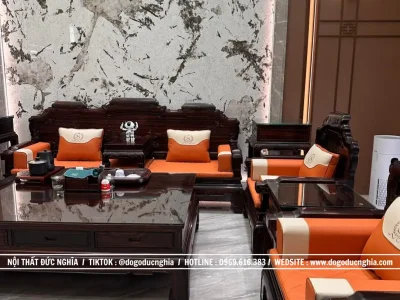 bo-ghe-trien-tranh-khong-tuoc-go-mun