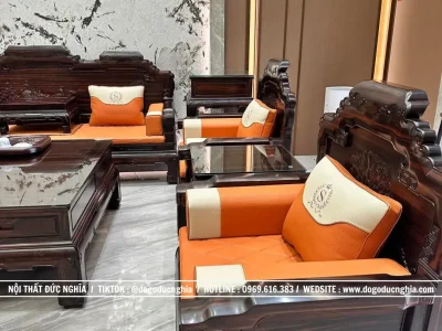 bo-ghe-trien-tranh-khong-tuoc-go-mun