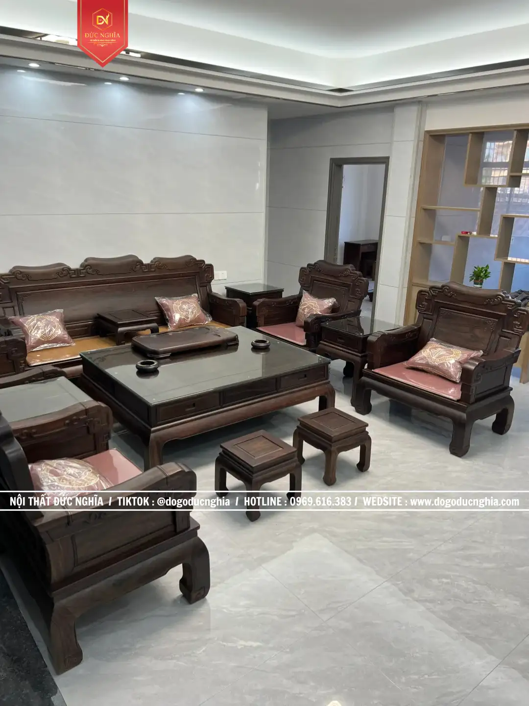 bo-ghe-trien-tranh-go-gu