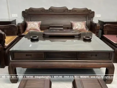 bo-ghe-trien-tranh-go-gu